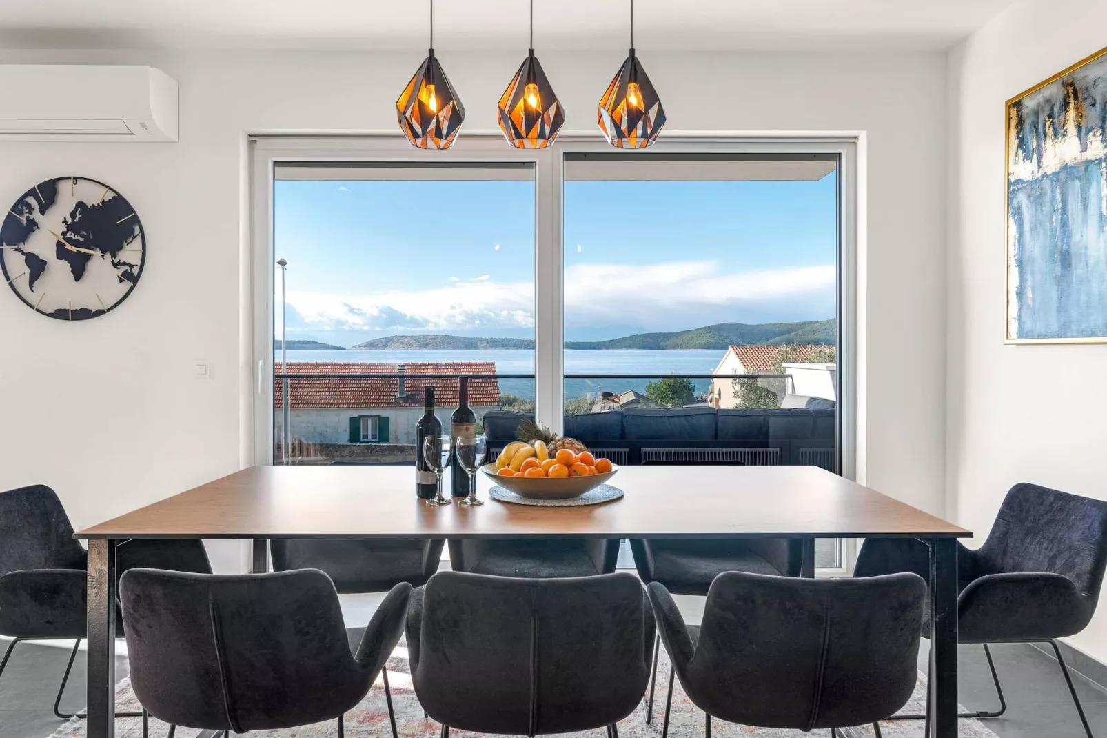 Apartments Velic - Three bedroom apartment C-Eetkamer