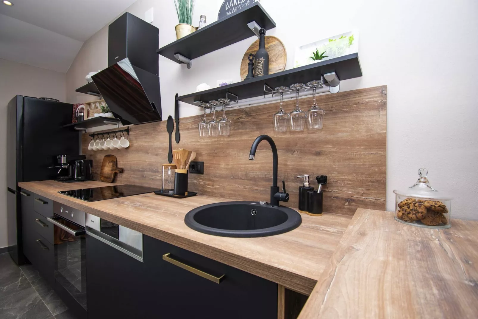 Garden Boutique Apartments - Diora-Keuken