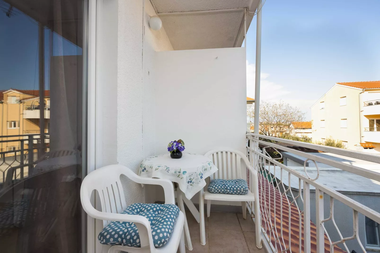 Apartments Anna - One Bedroom Apartment-Terrasbalkon