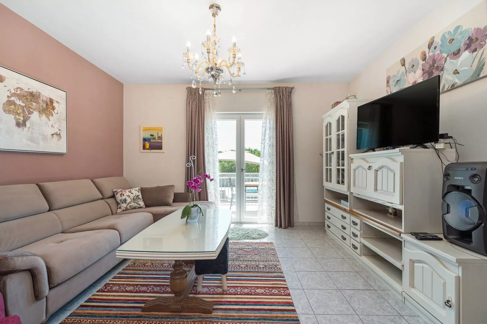 Holiday Home Endi-Woonkamer