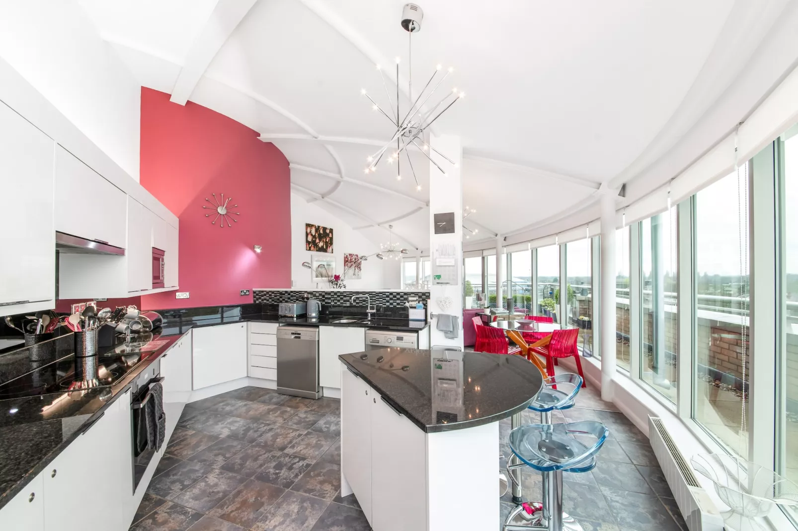 The Penthouse at 611 Westgate-Keuken