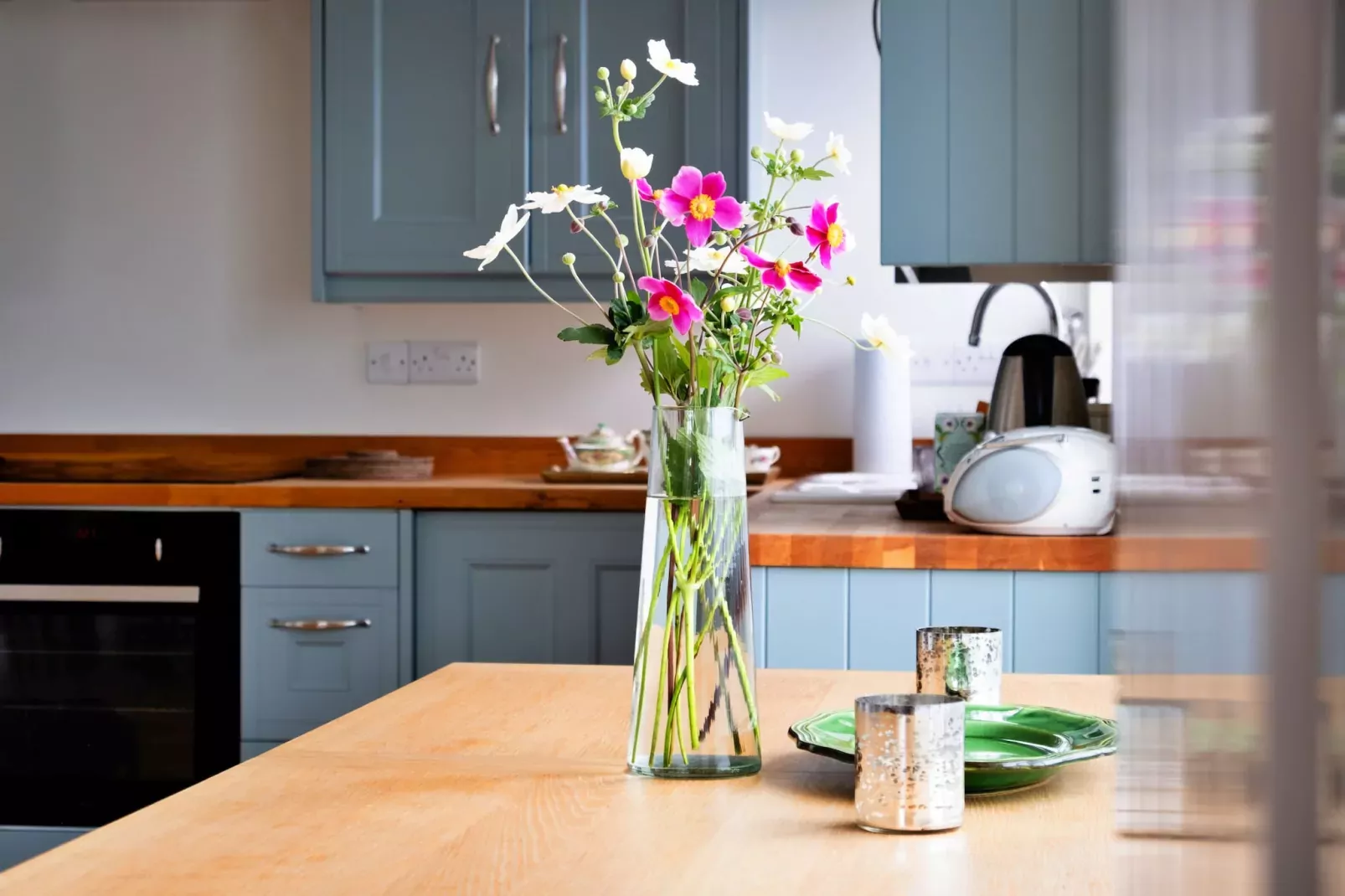 Coach House Wellbeing Retreat-Keuken