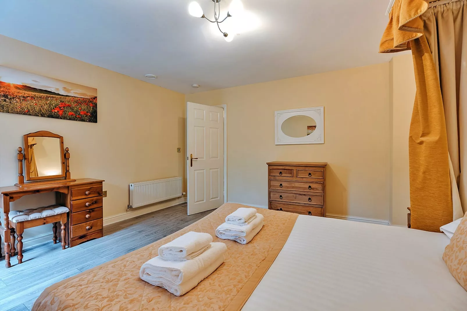 Netley Hall - Peach Tree-Slaapkamer
