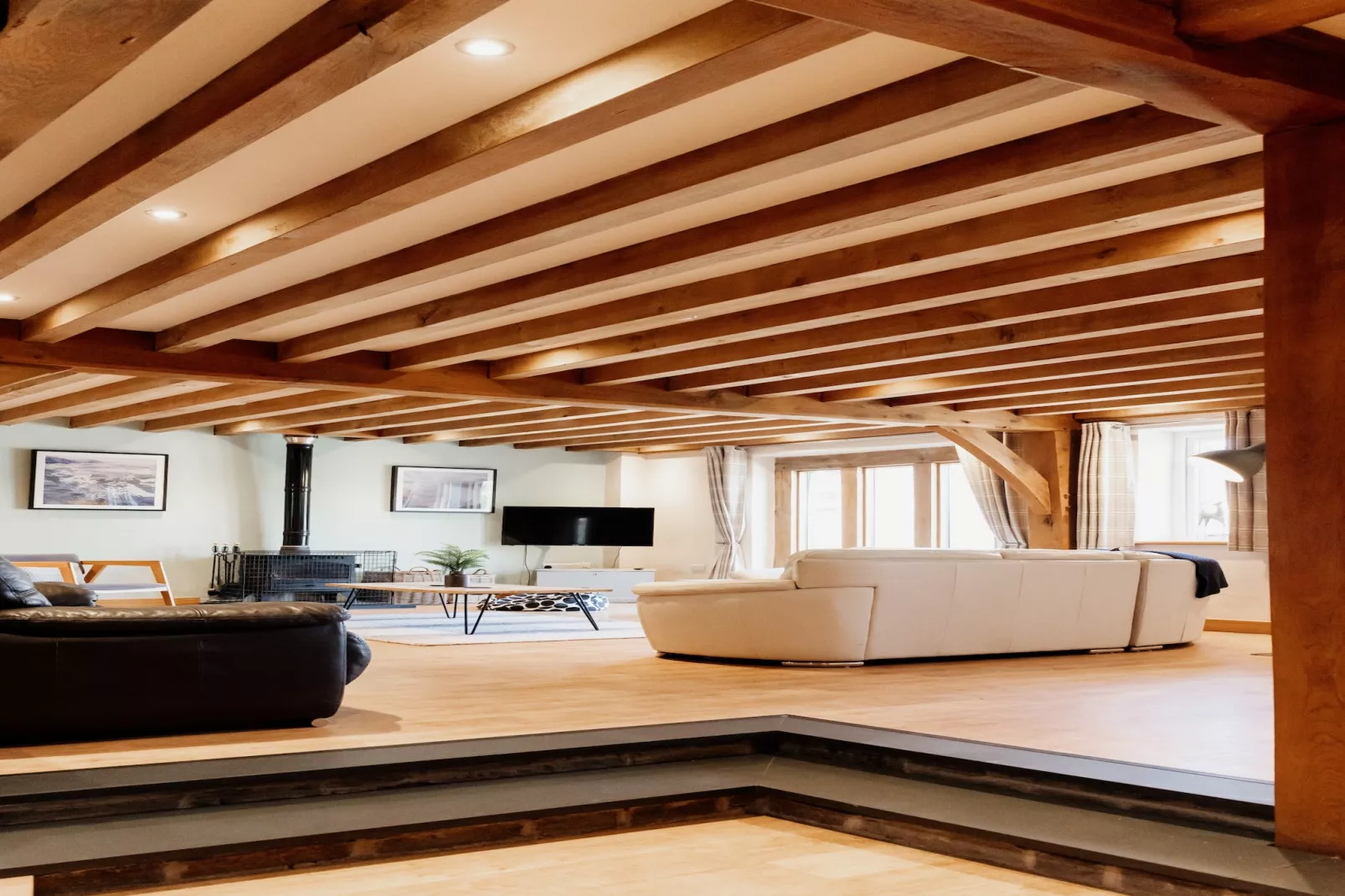The Welsh Barn-Woonkamer