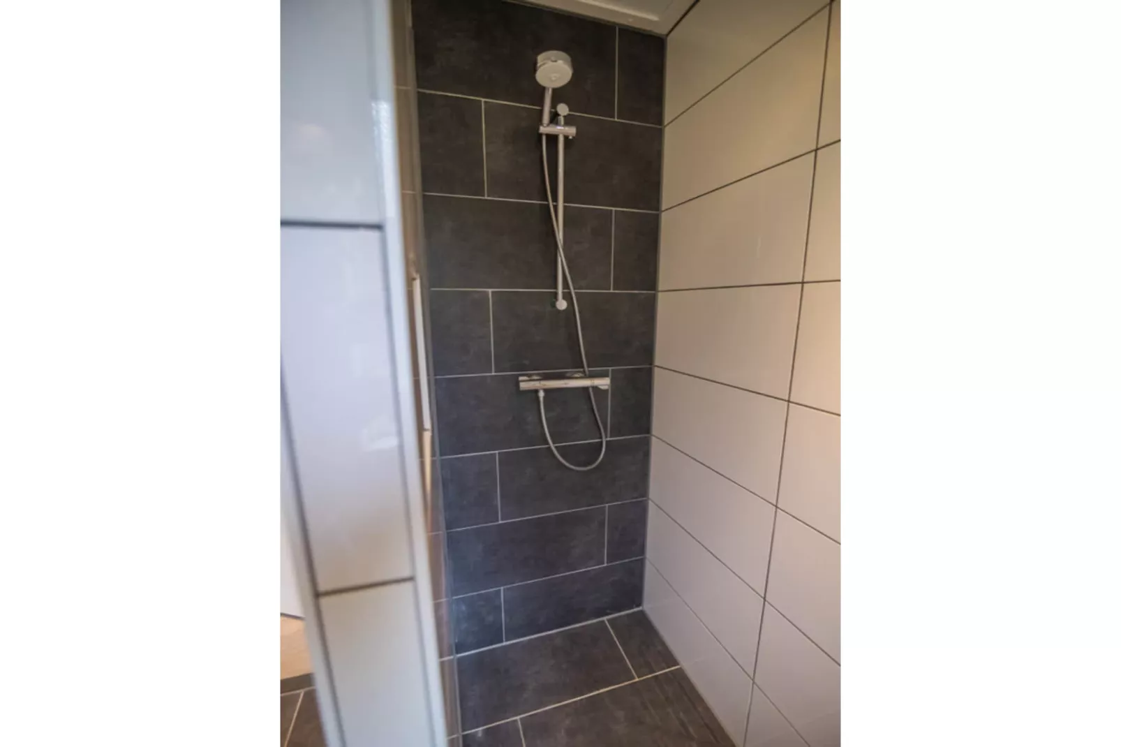 4-persoons stenen bosvilla-Badkamer