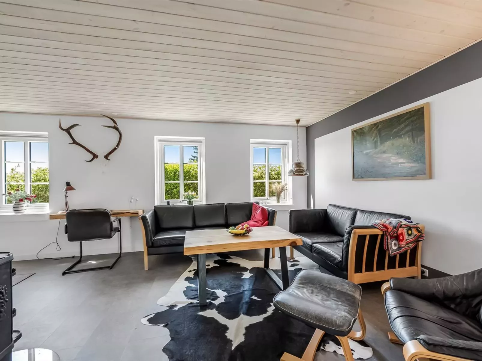 "Quirina" - 6km from the sea-Binnen