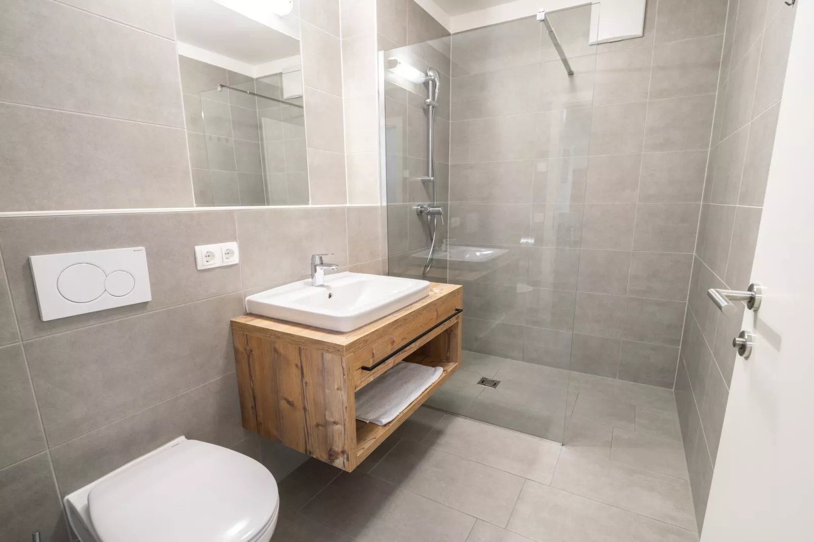 Alpenstyle Resort Fieberbrunn FB3S-Badkamer
