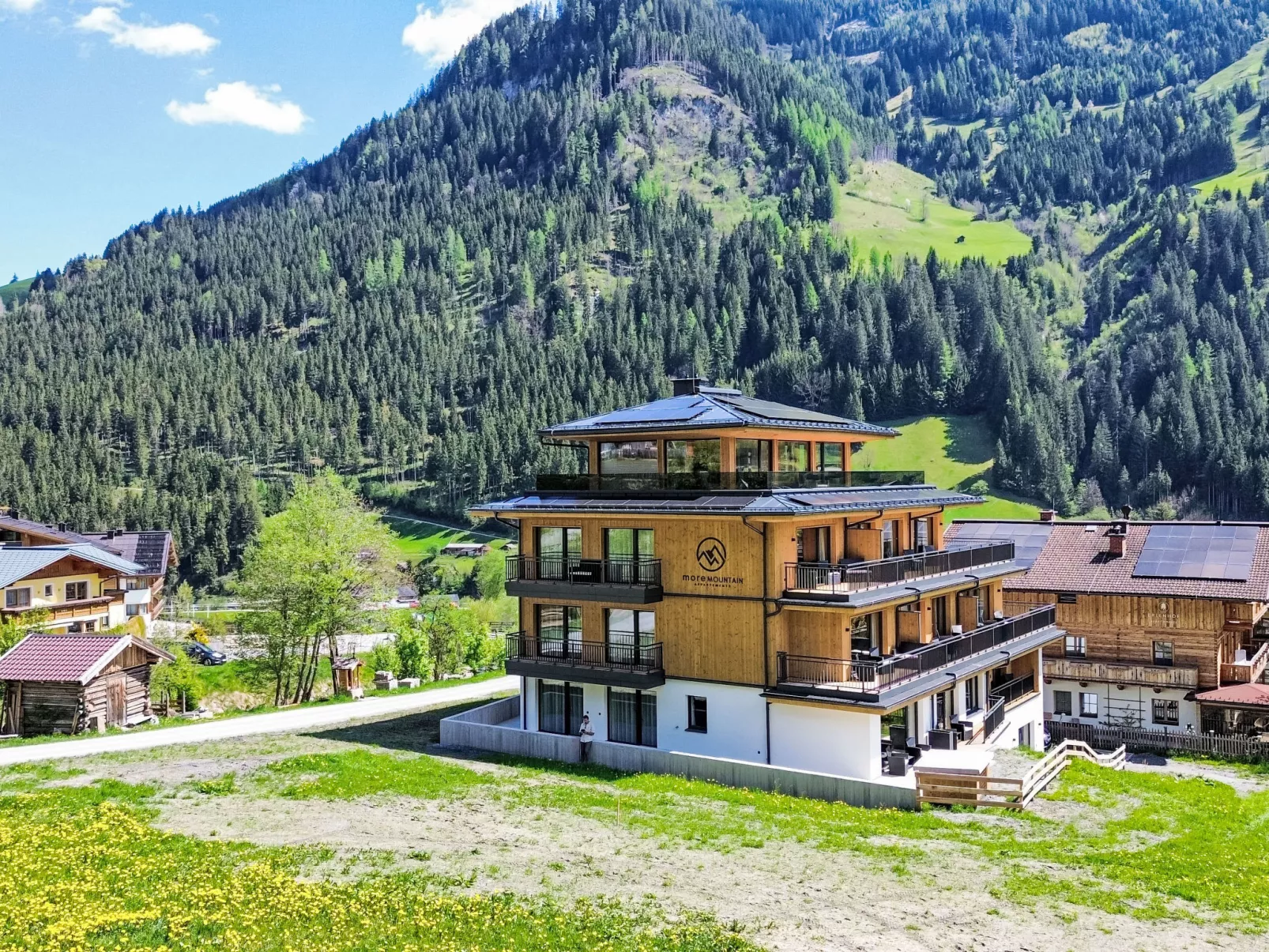 Mountain Suite Nr 202-Buiten