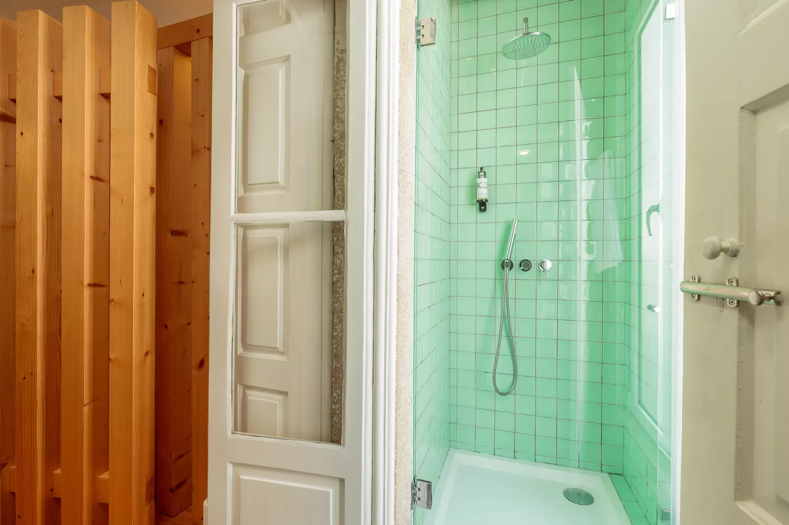 YOUROPO - Stories  1T-Badkamer