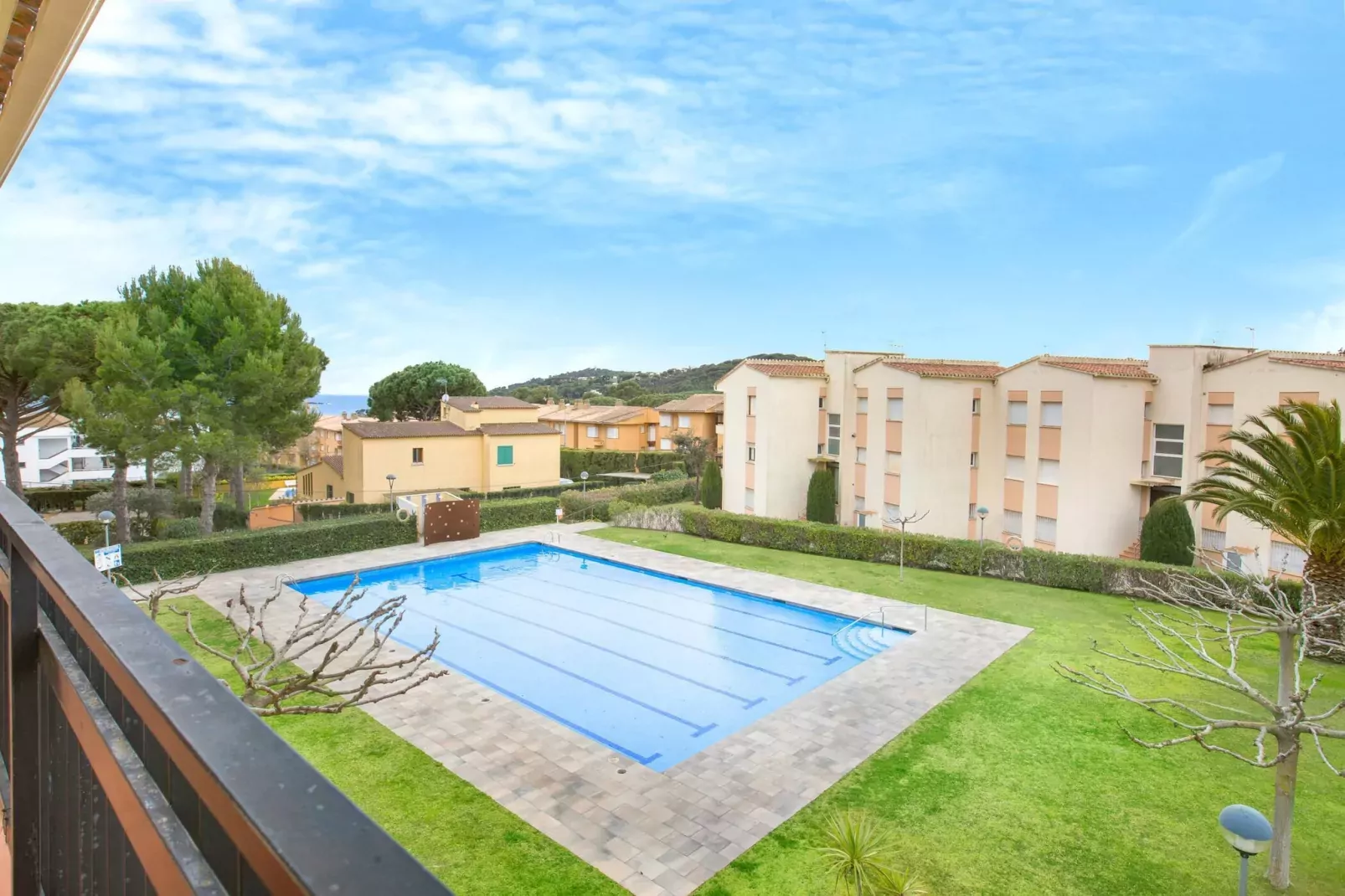 Costa Brava X-3-Zwembad