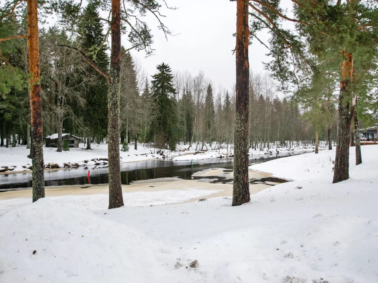 Kartanohuoneisto heikki-Buiten