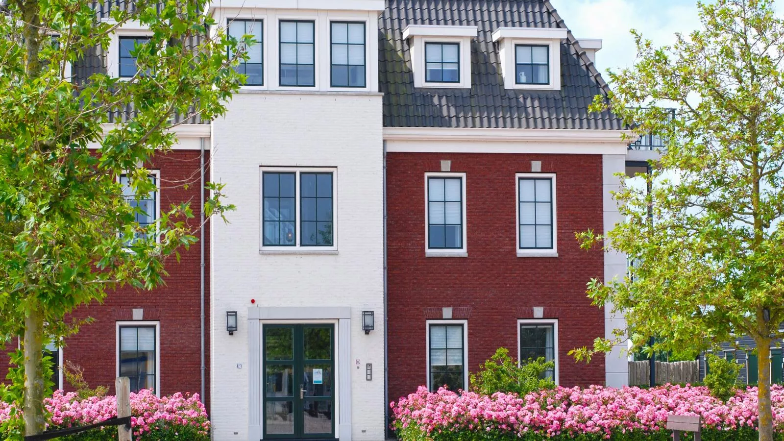 Garden de luxe 27B-Buitenkant zomer