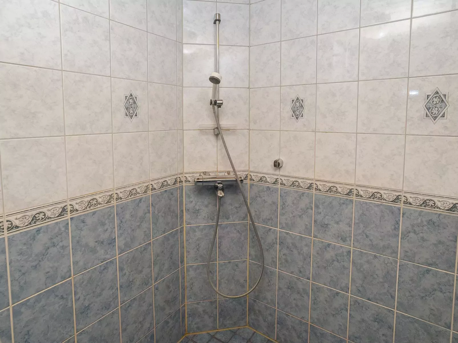 Kinostupa 2a (18)-Binnen