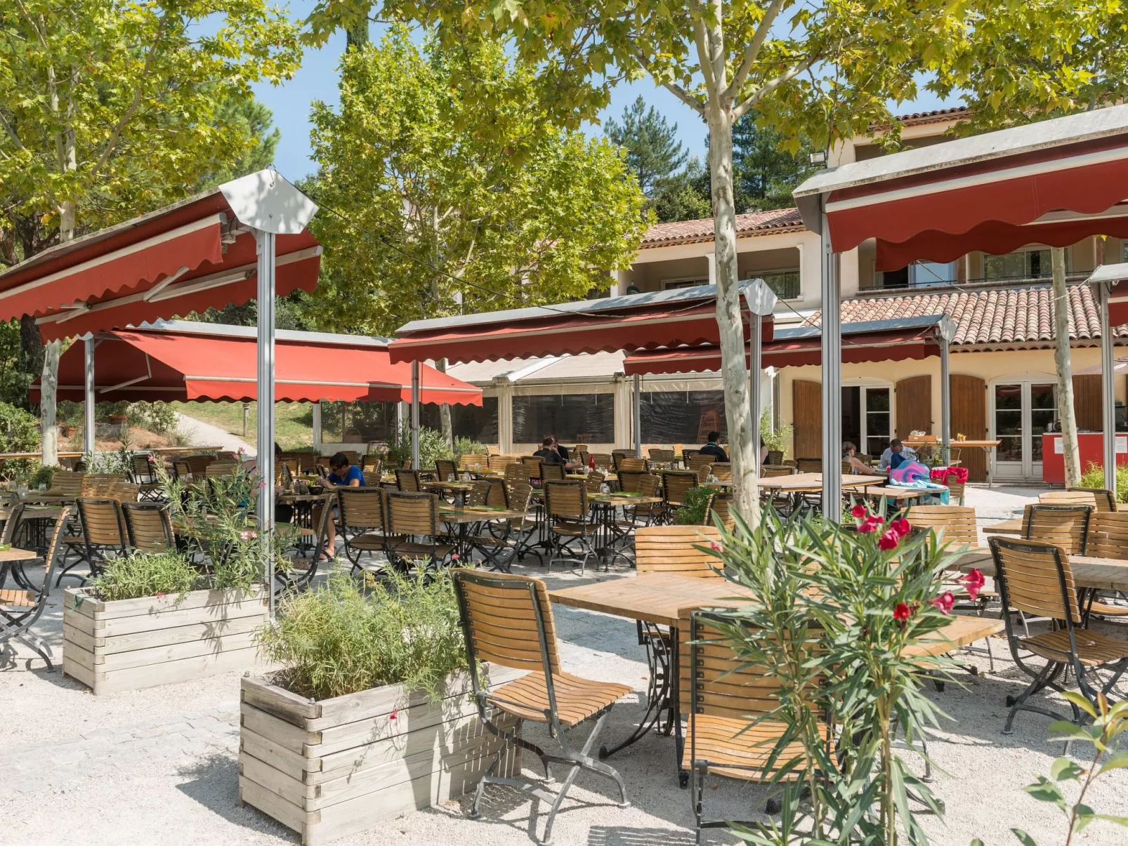 Le Vallon-Buiten