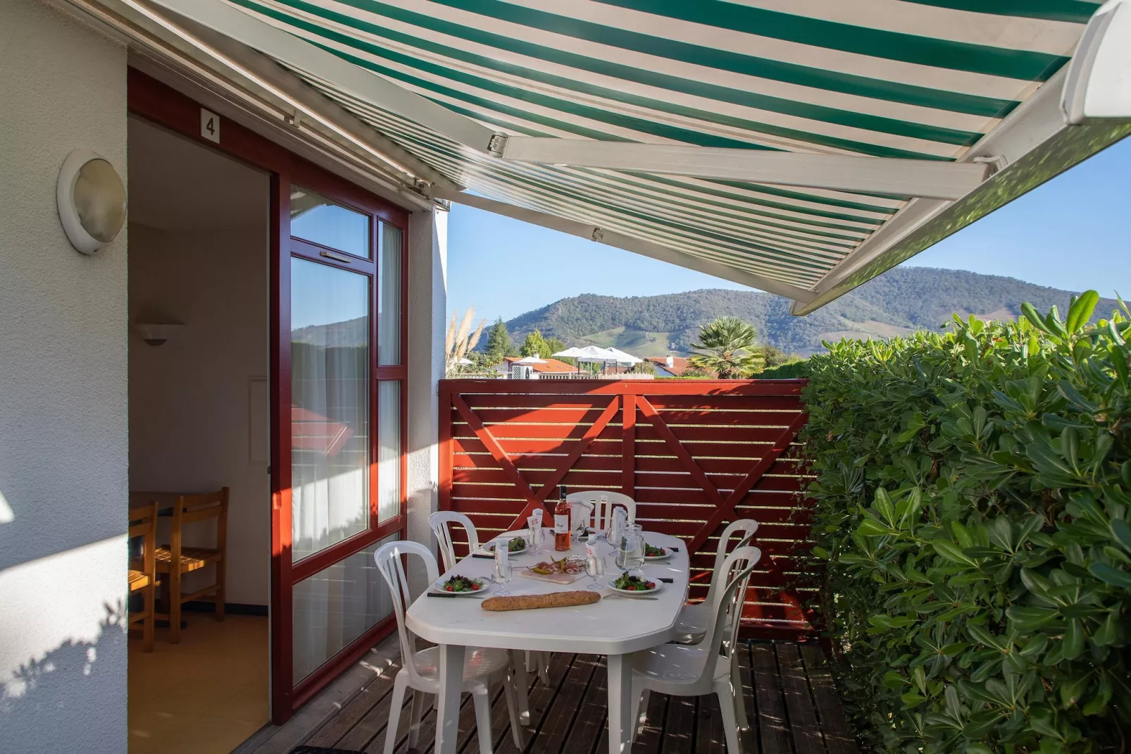 Saint-Jean-Pied-de-Port - Appartement 3 Pièces 6 Personnes 1  bébé-Terrasbalkon