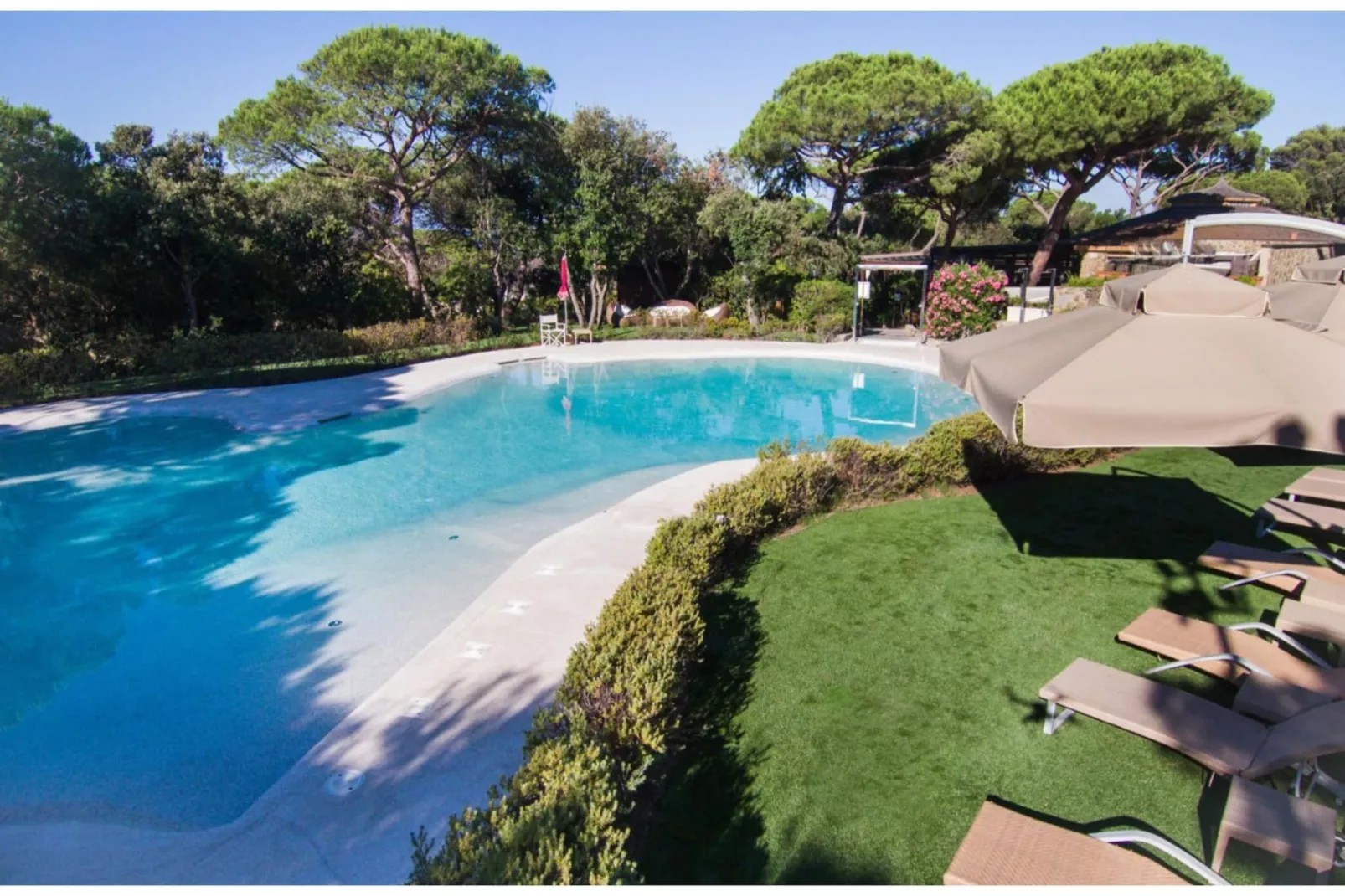ROCCAMARE RESORT 1-Zi-App Studio Deluxe BK/TE 28 qm-Zwembad