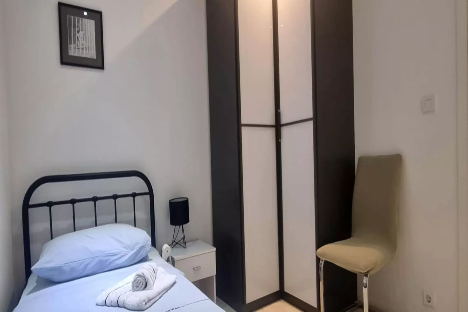 Apartment Viva - three bedroom apartment-Slaapkamer