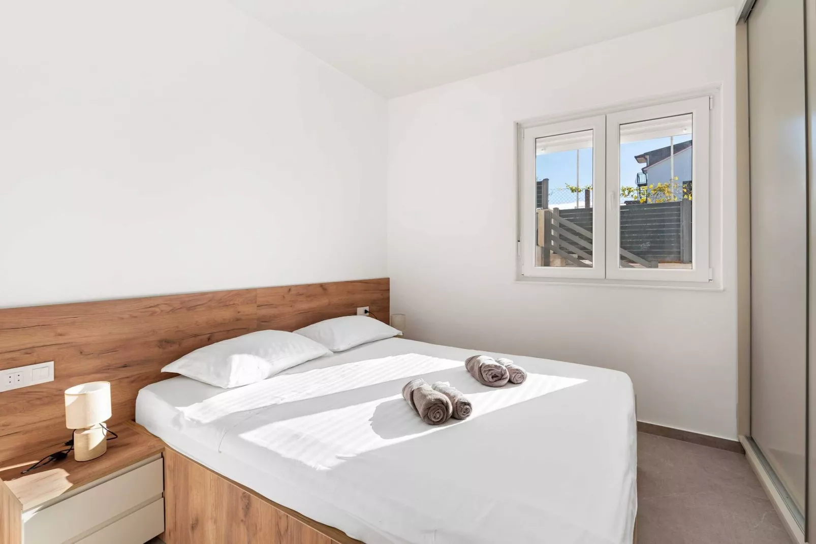 Apartments Velic - Two bedroom apartment B-Slaapkamer