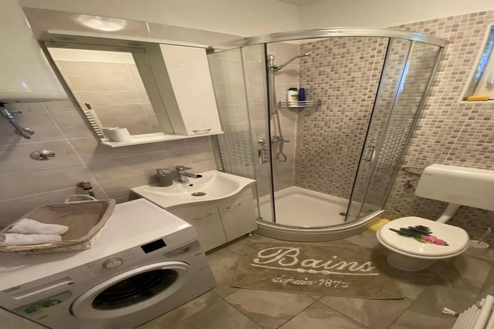 Apartment Ante-Badkamer