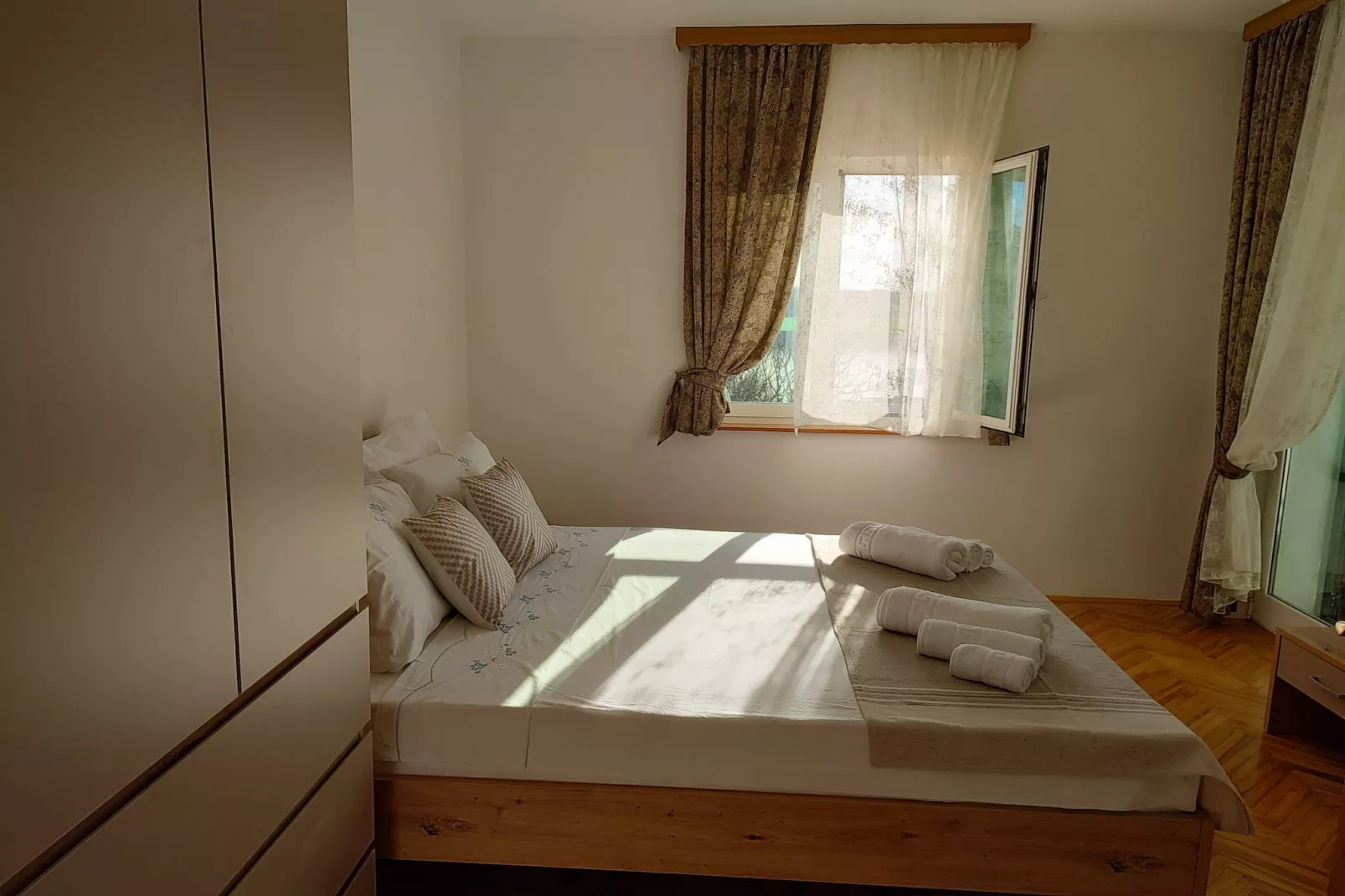 Apartment Lemi - three bedroom apartment-Slaapkamer