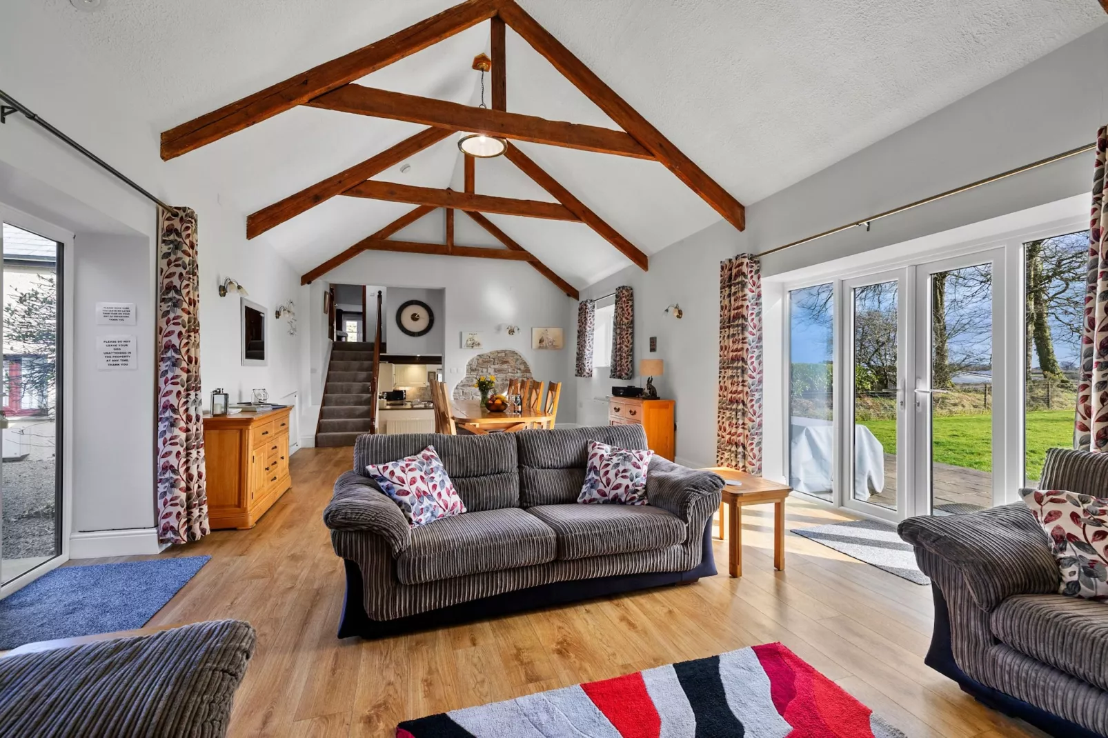 Old Mill-Woonkamer