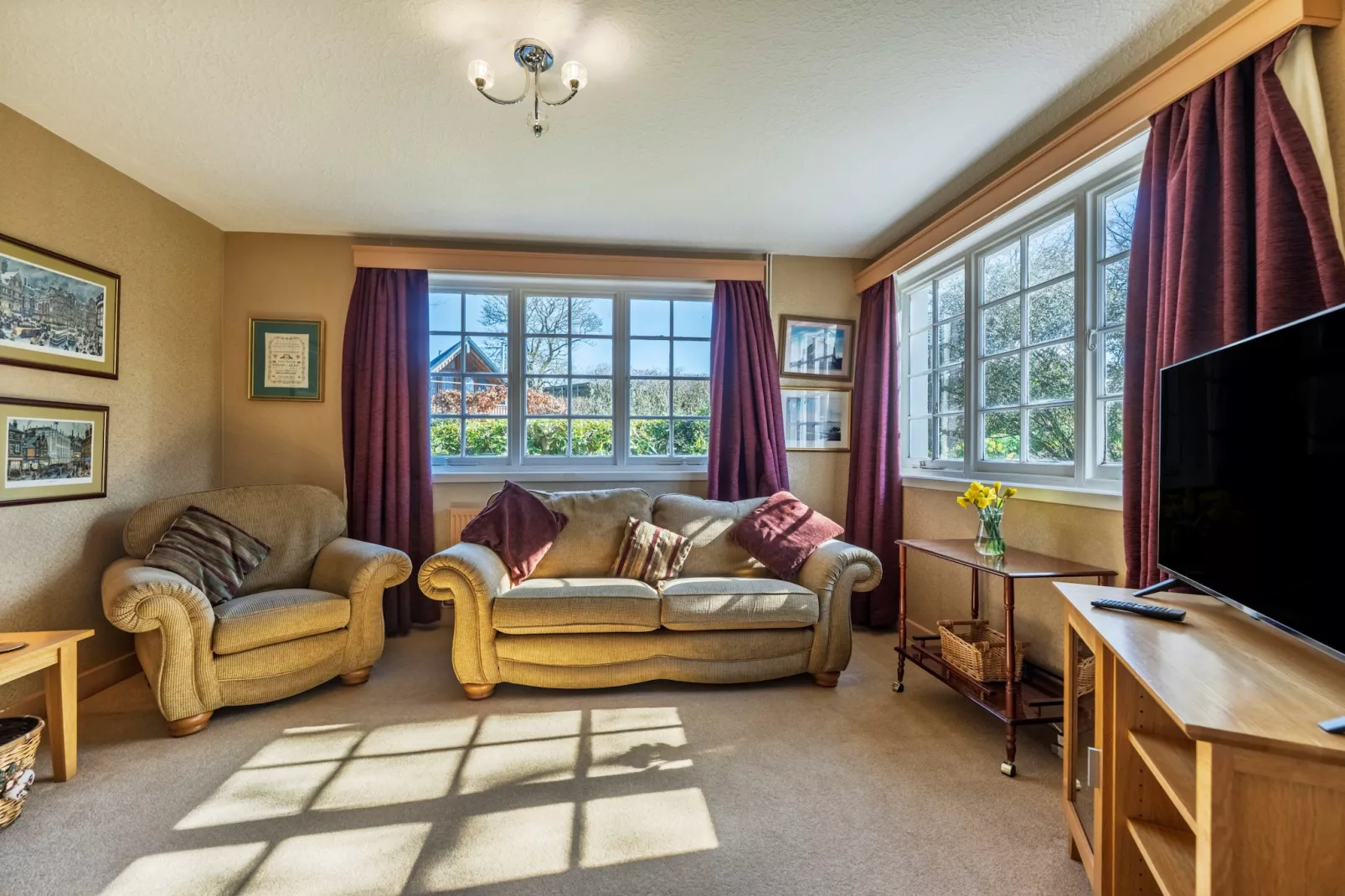 White House Retreat-Woonkamer