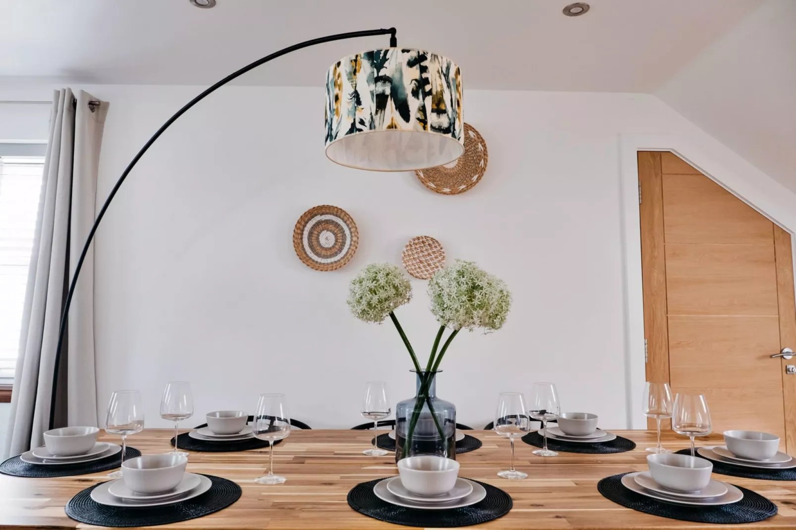 Tolcarne Stay - Luxury Newquay Apartment-Eetkamer