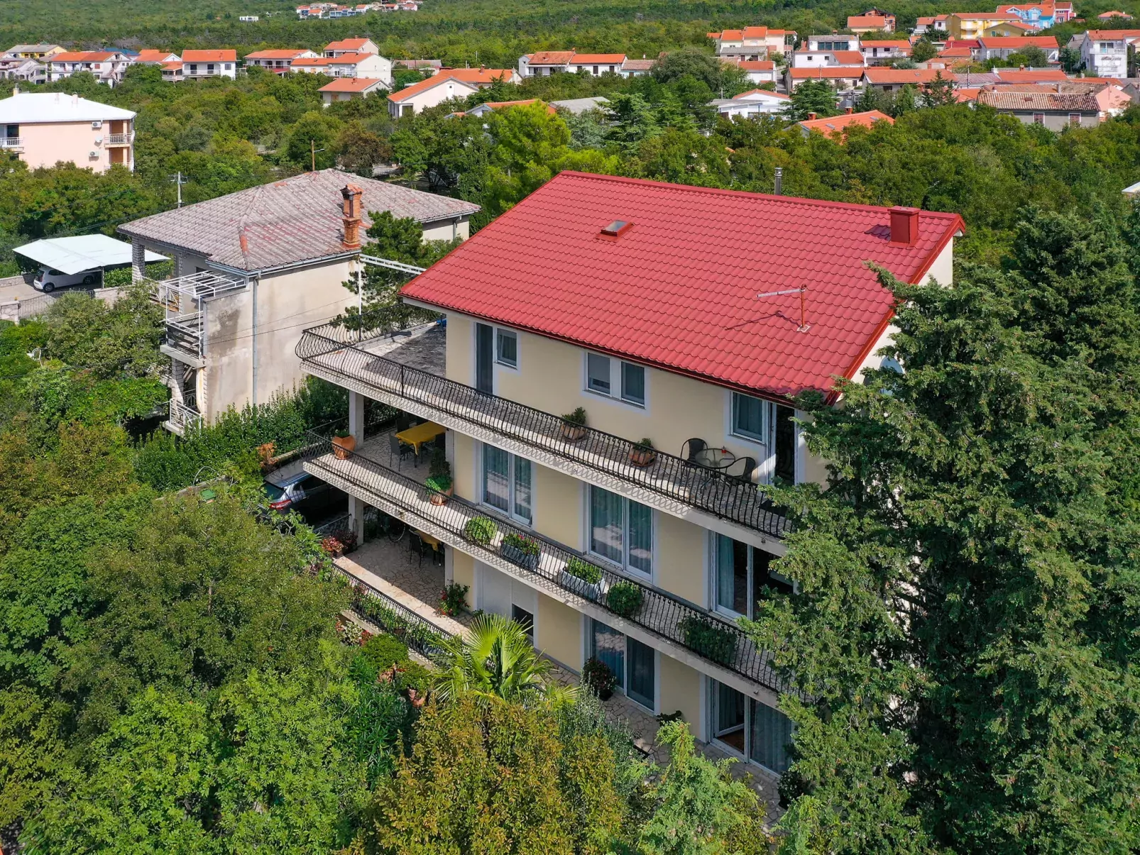 Apartmani Pintar-Buiten
