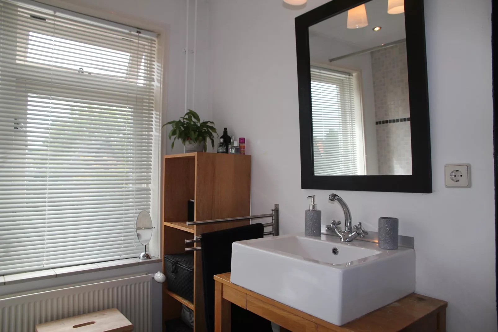 Hemels Heiloo-Badkamer