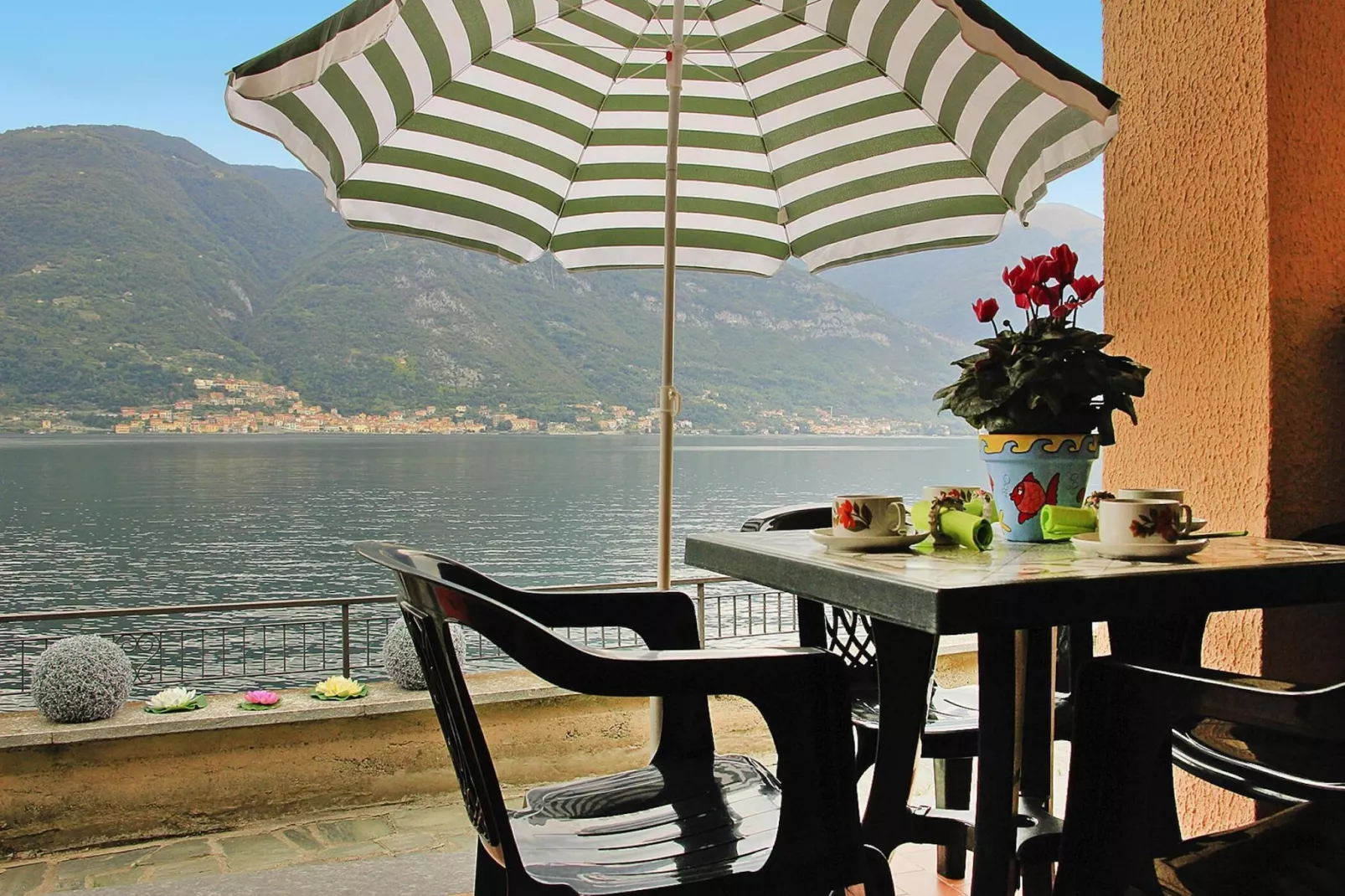 Apartments Paganini, Lezzeno-Paganini 1-2-Terrasbalkon