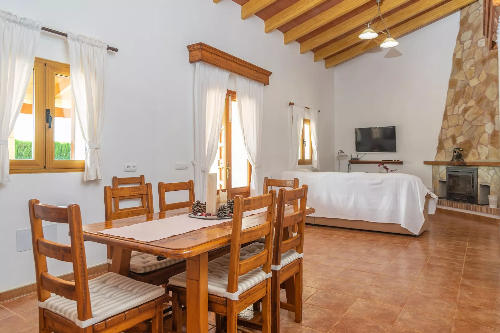 Can Grau Petit-Eetkamer