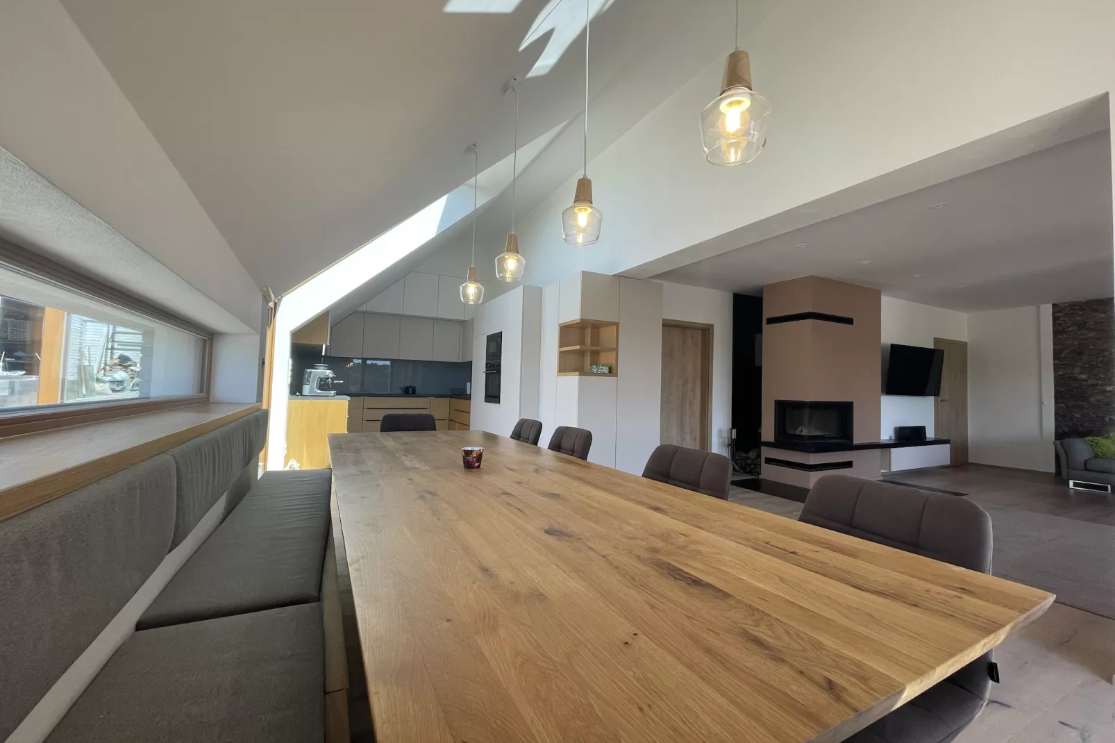 Villa Kretin VLV142-Eetkamer