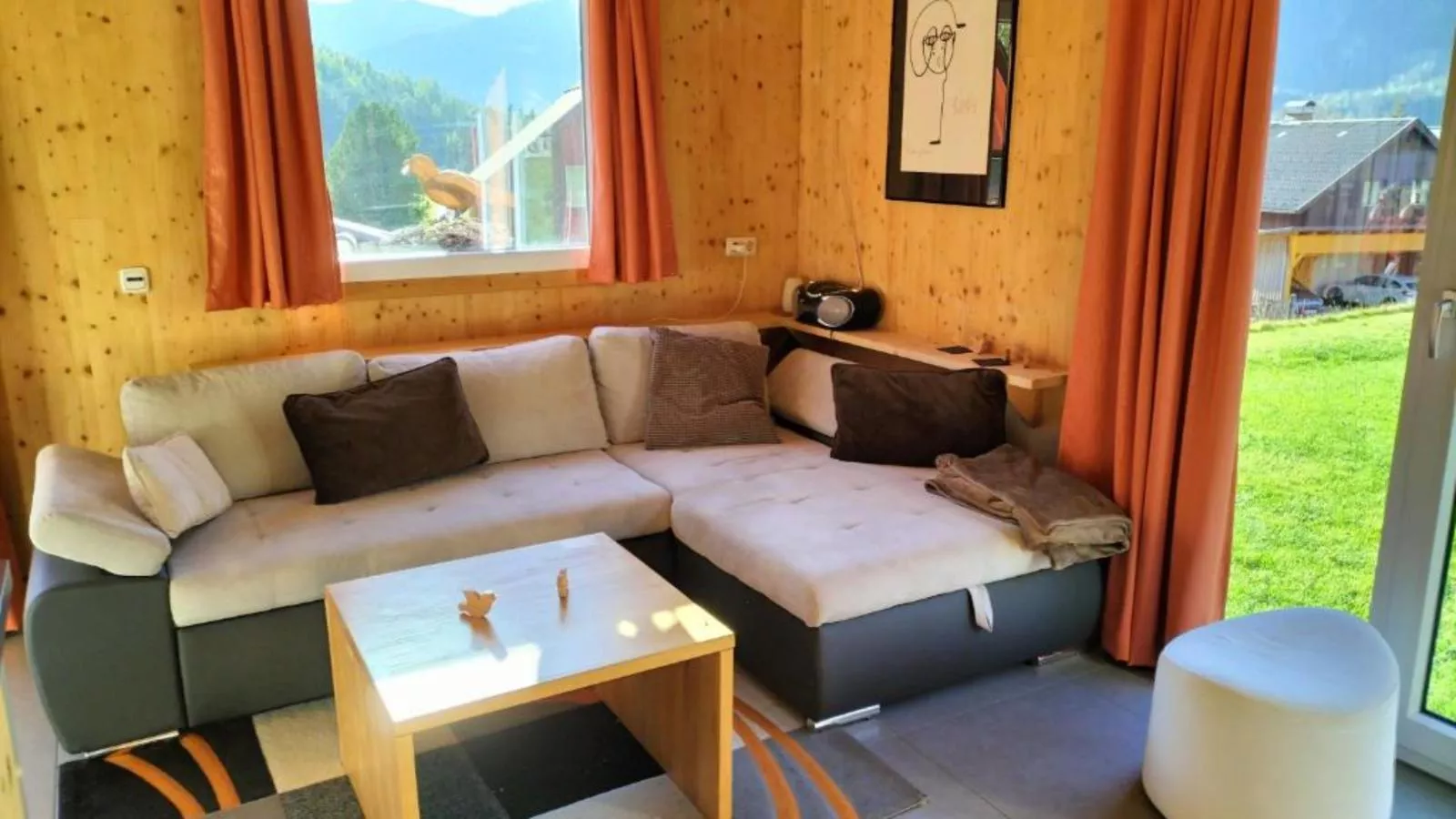 Spatzennest-Woonkamer