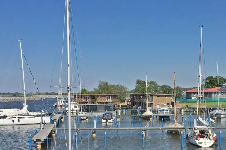 Floating House 3 - Classic / 4 Personen-Buitenkant zomer