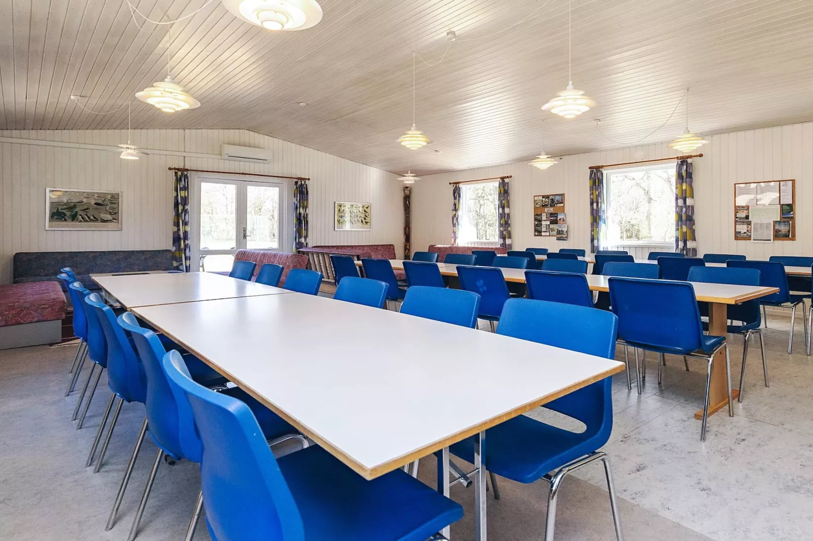 Delt værelse til 4 personer-Binnen