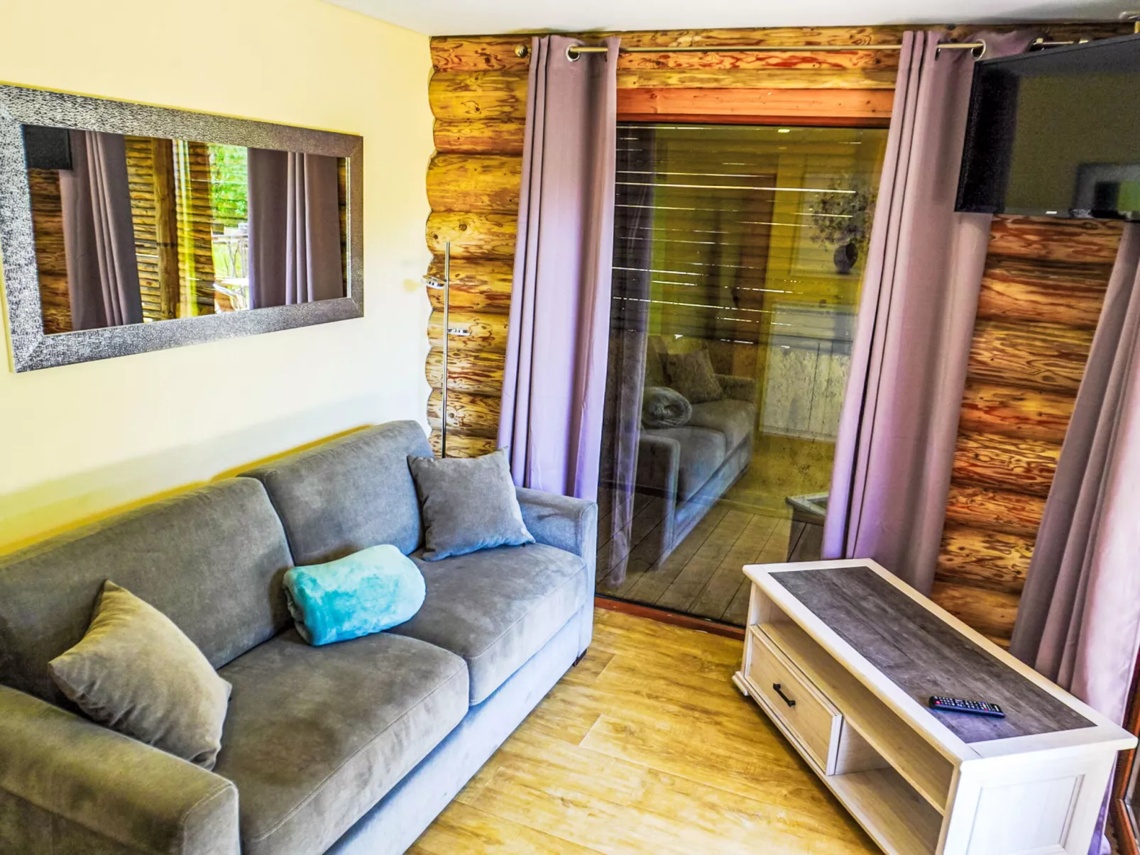 Chalet Simple-Binnen
