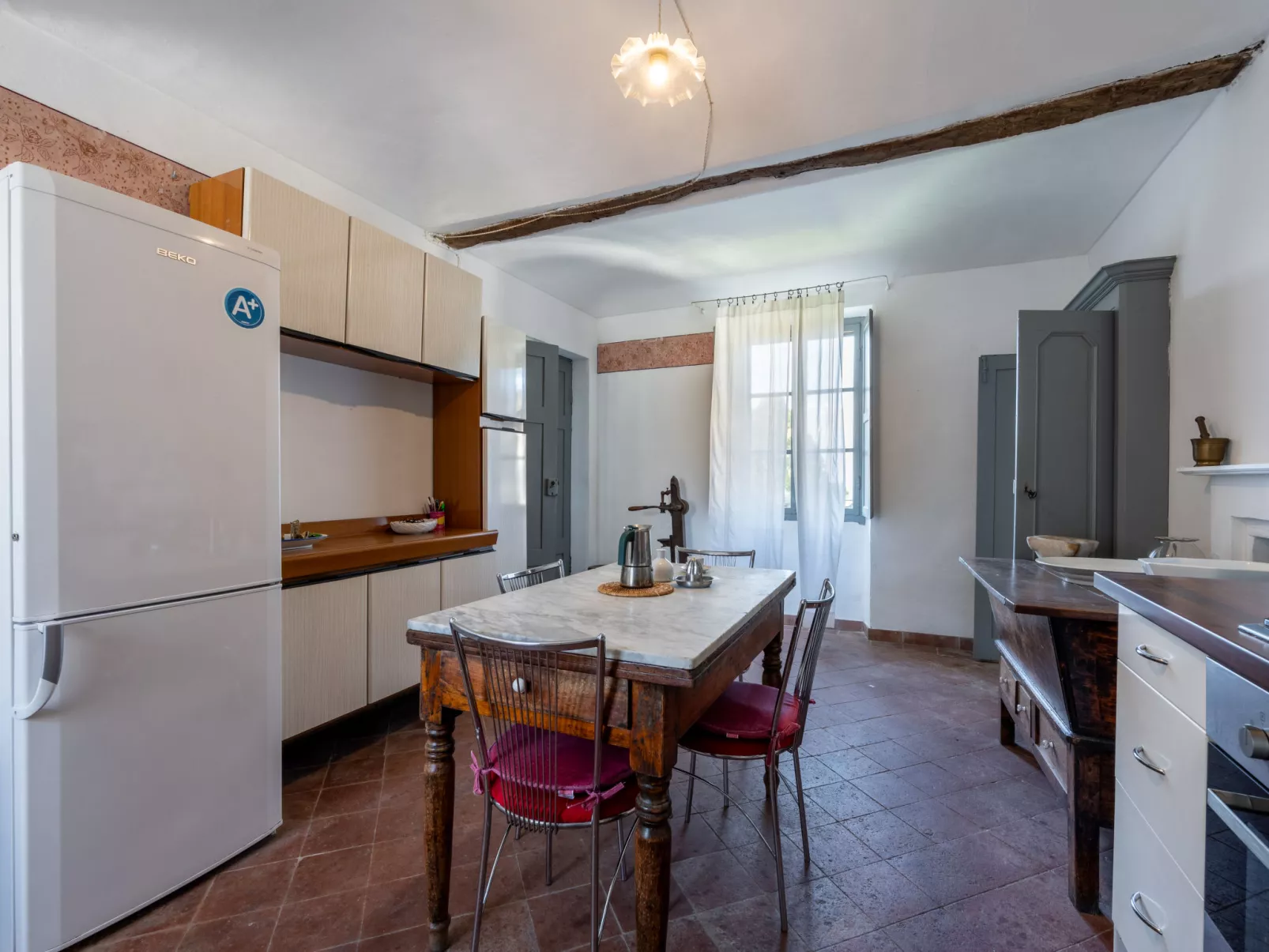 Relais San Desiderio-Binnen