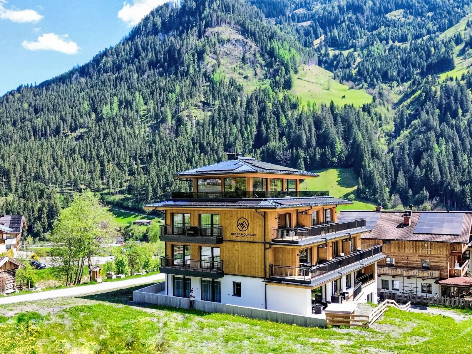 Mountain Suite Nr 302-Buiten
