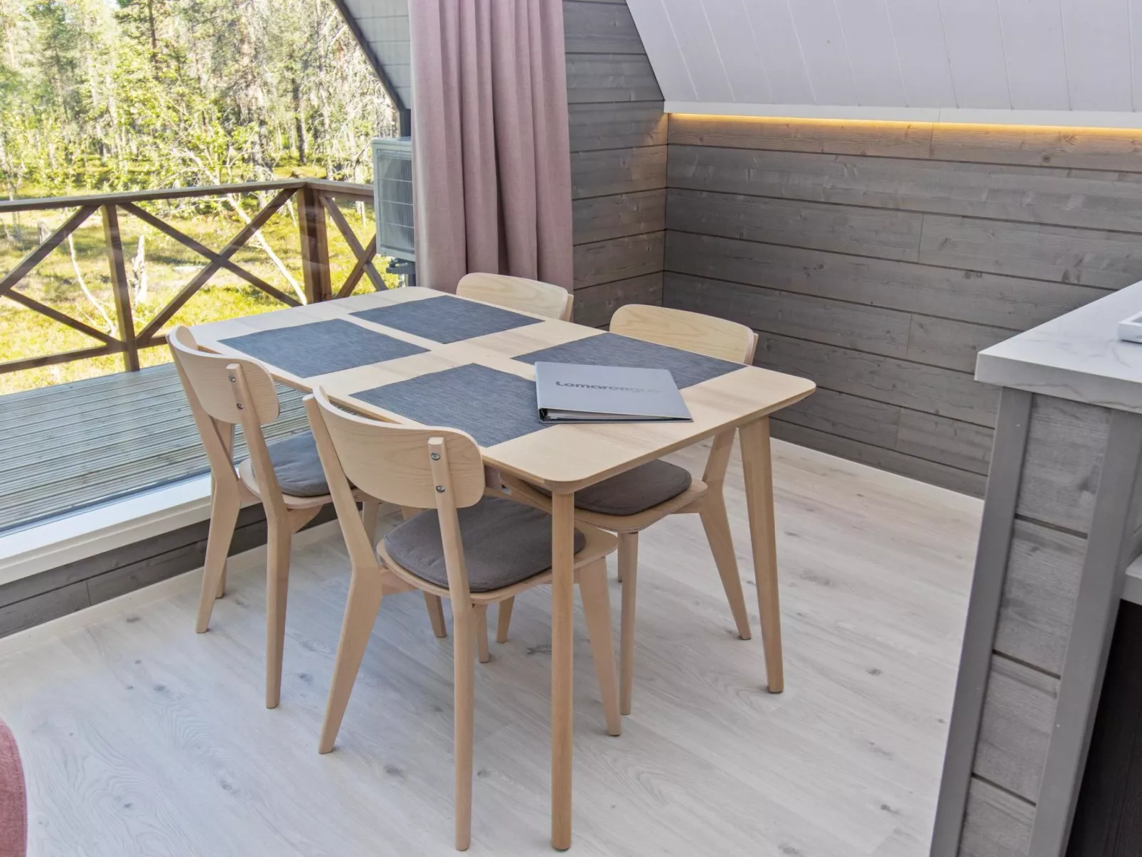 Kota villa c-Binnen