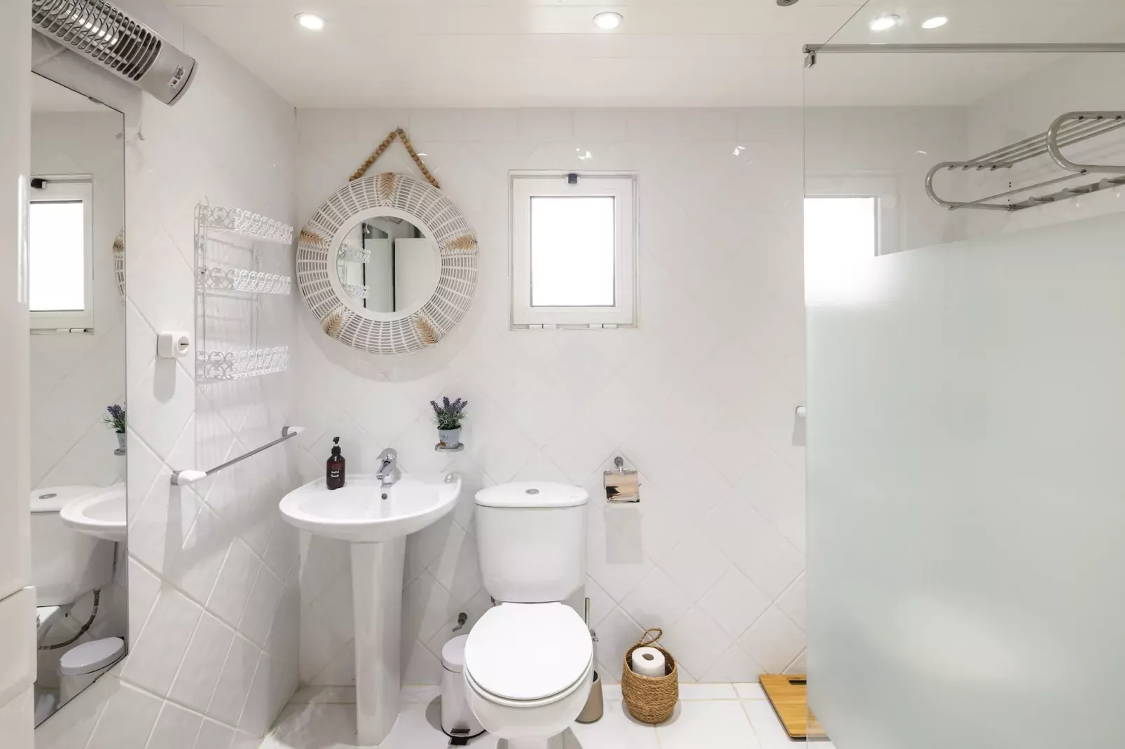 The Palm House - Townhouse at Vale de Milho golf-Badkamer
