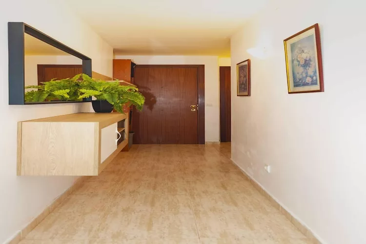 1236 CARLA MAR 50m playa-Overloop