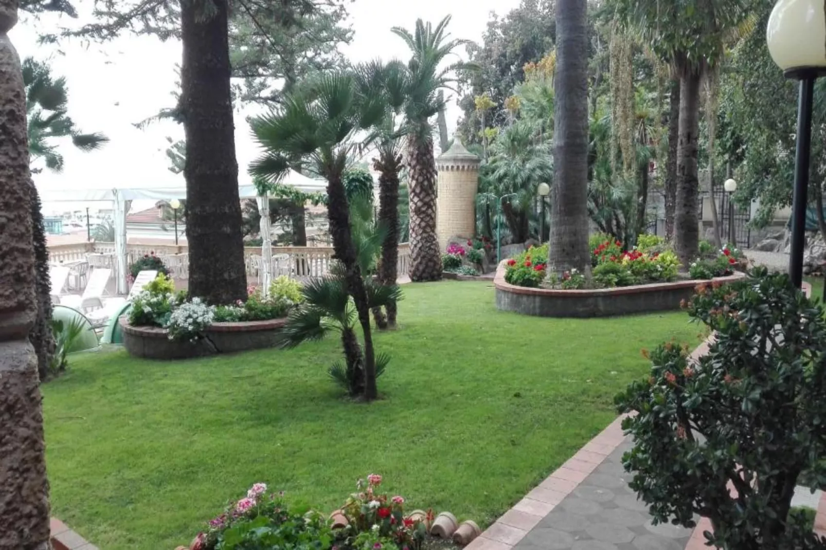 Residence Miramare / Apartment TYPE A-Tuinen zomer