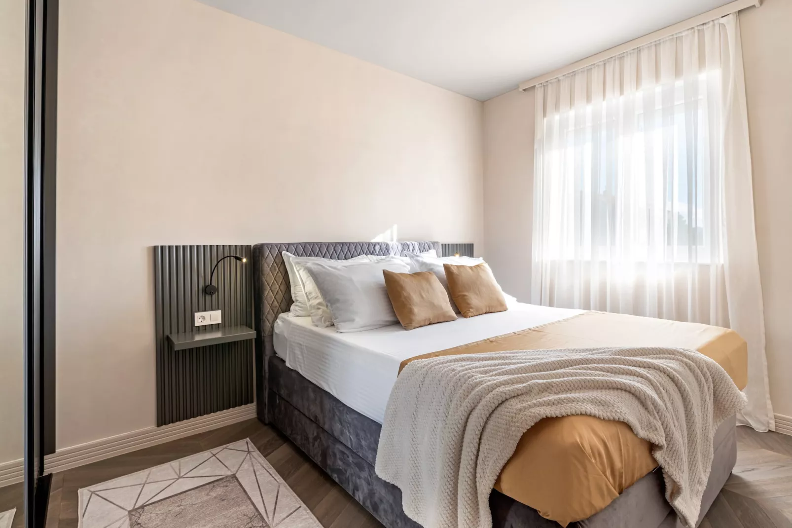 Luxury Apartment Tisa - three bedroom apartment-Slaapkamer