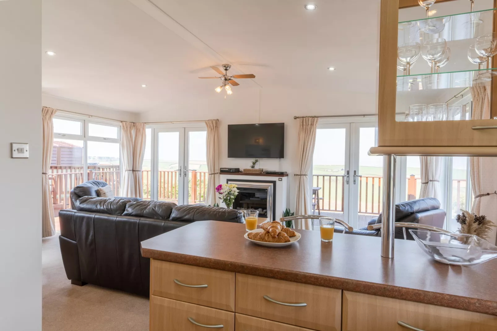 Serendipity Lodge-Woonkamer
