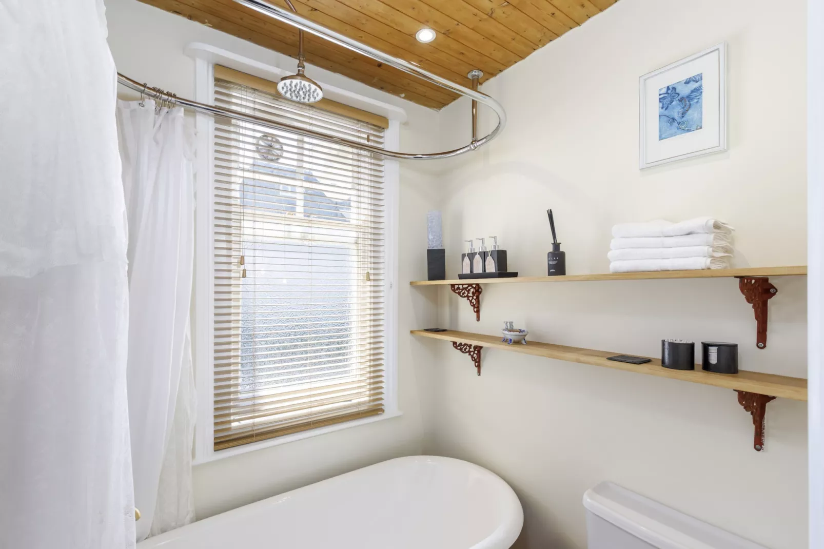 Pittodrie Guest House - Room 1-Badkamer