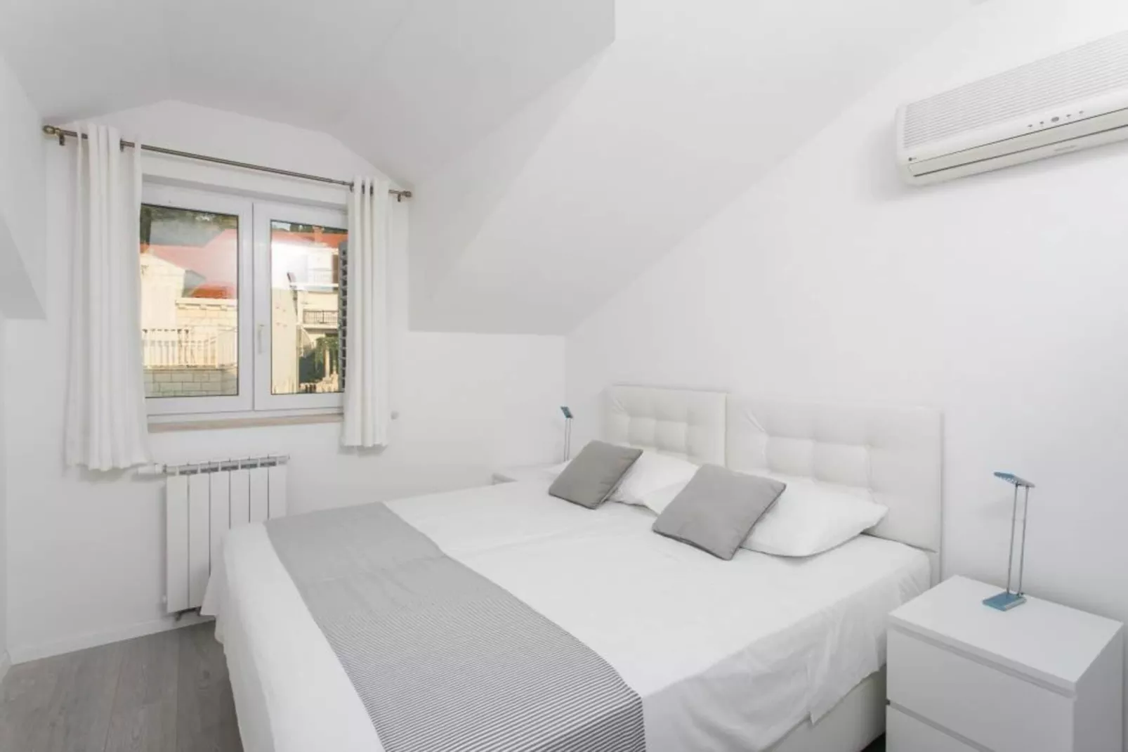 Apartments Villa Dubrovnik - Three Bedroom Apartment - Penthouse with Hot Tub-Slaapkamer