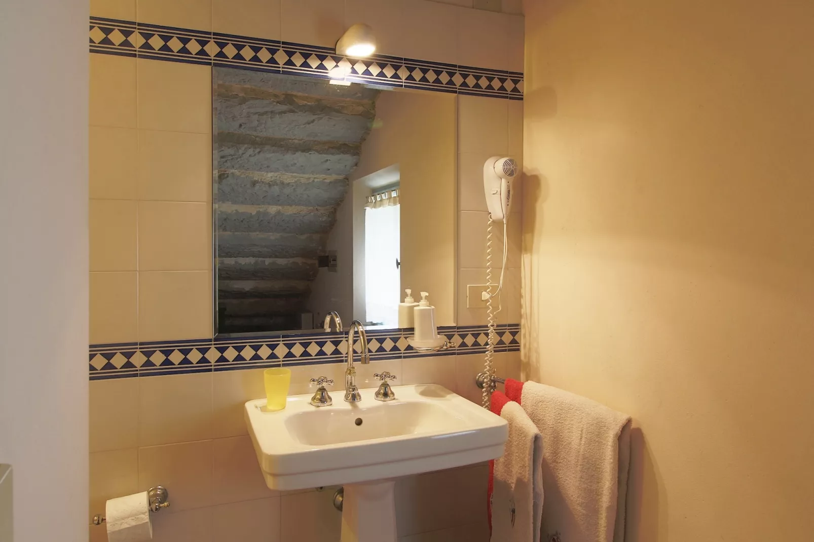 Villa Limonaia-Badkamer