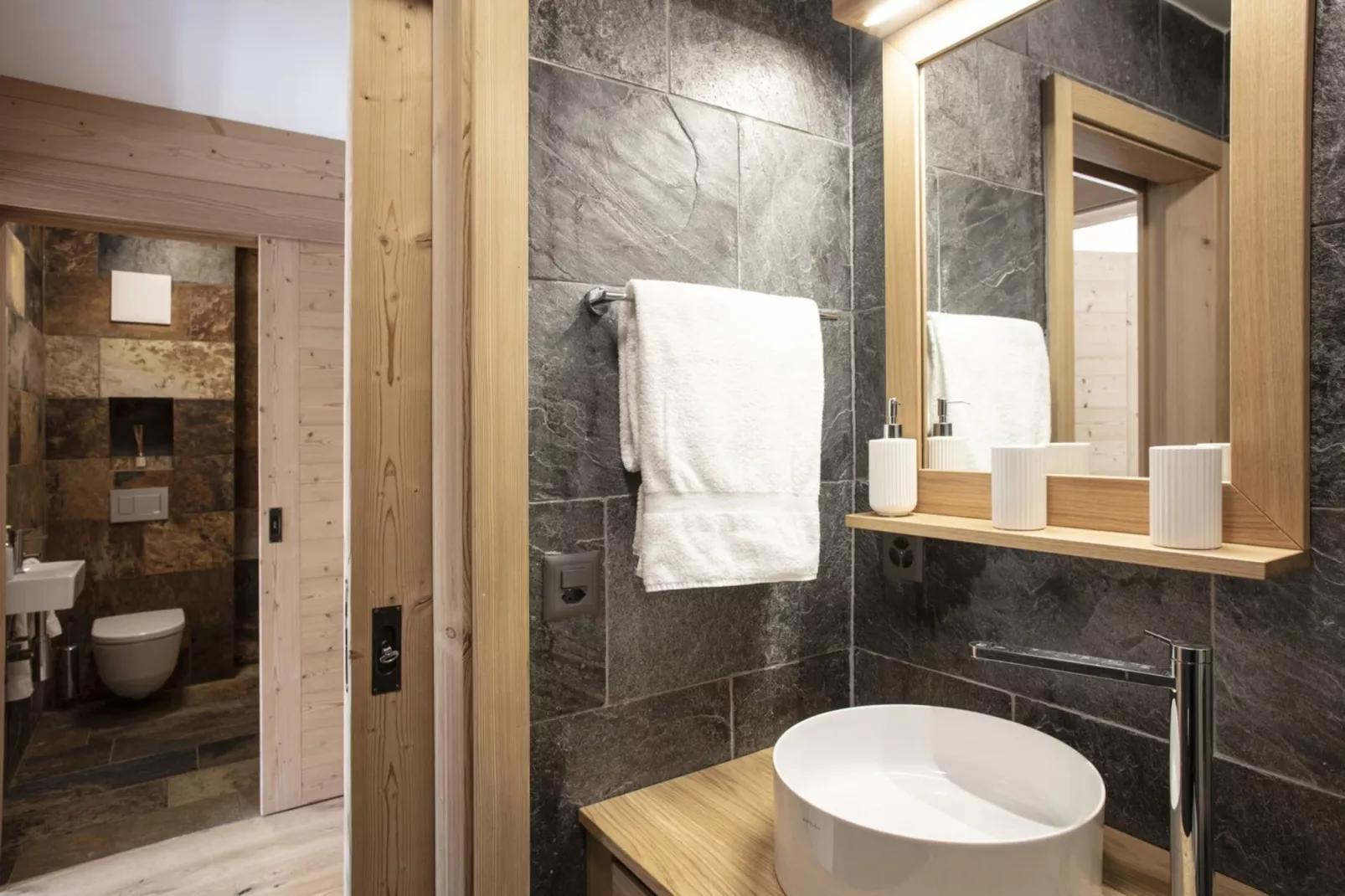 Polaris 1 005 - LUXE & SKI LIFT apartment 6 pers-Badkamer