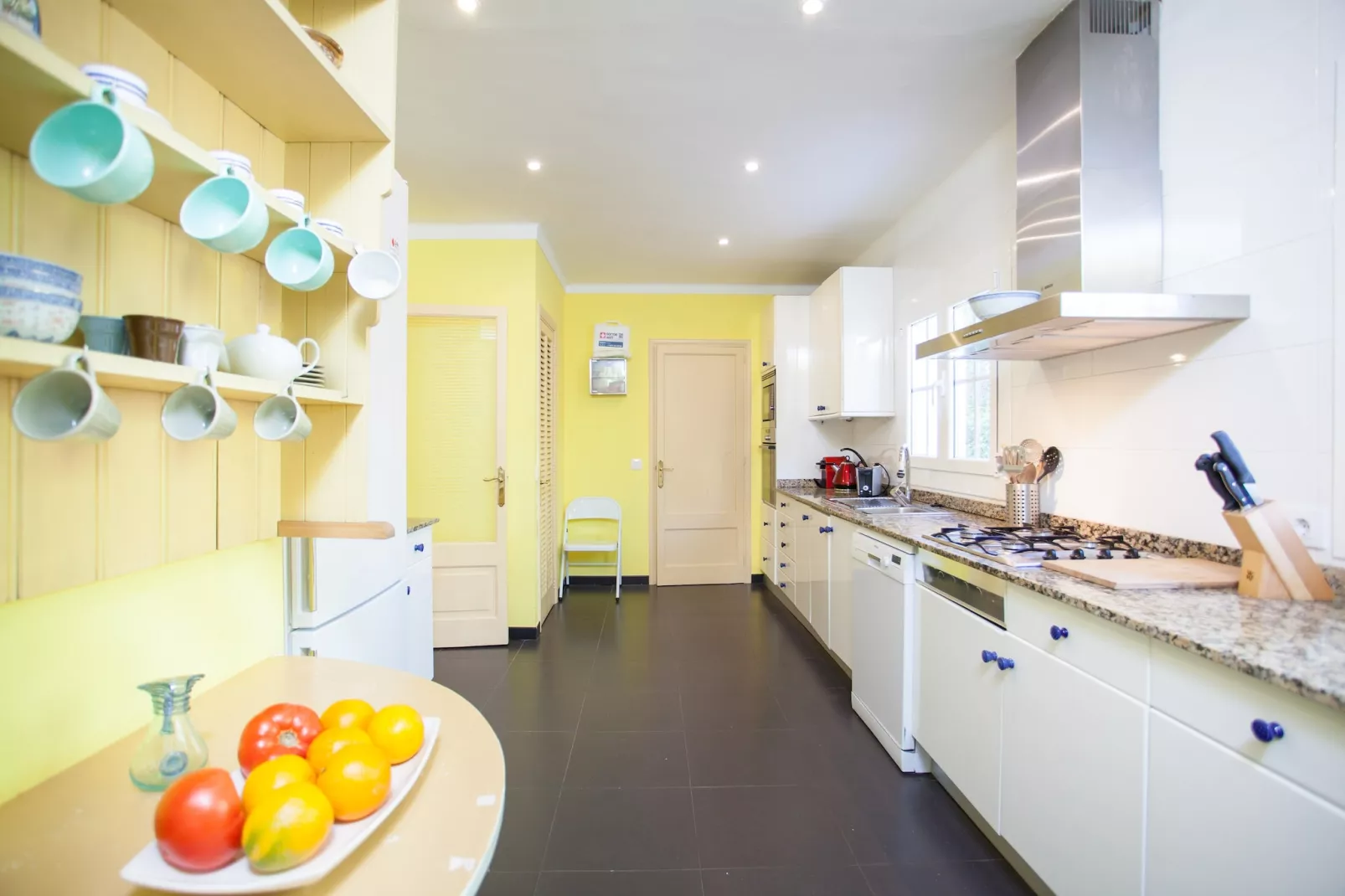 Villa Romana Bonaire-Image-tags.