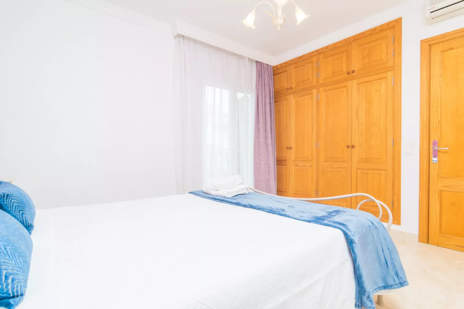 Lluna Home-Slaapkamer